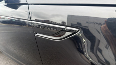 Land Rover Discovery 3.0 D250 R-Dynamic SE 5dr Auto Diesel Station Wagon